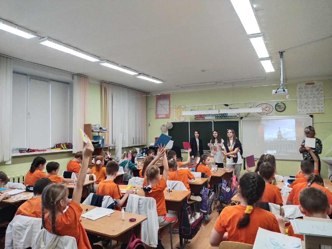 Мастер-класс к Дню государственности Удмуртии для учеников 3Г класса школы №71.